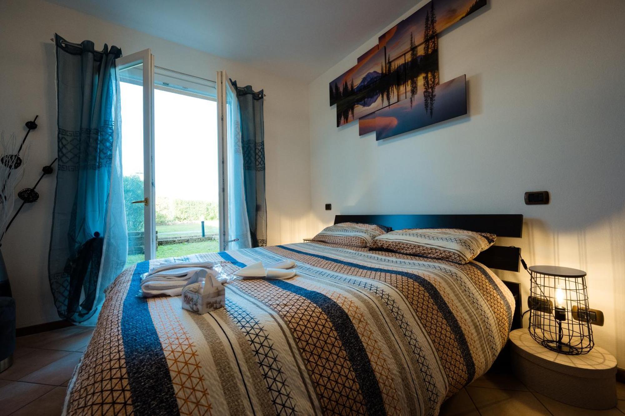 Oliva Apartment - Featuring A Private Garden And Access To A Pool Barcuzzi Exterior photo